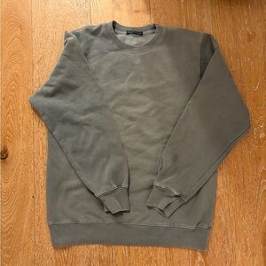 green brandy melville crewneck